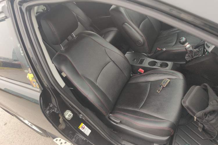 Used BYD S6 2014 1.5TI Manual Luxury 7-Seater