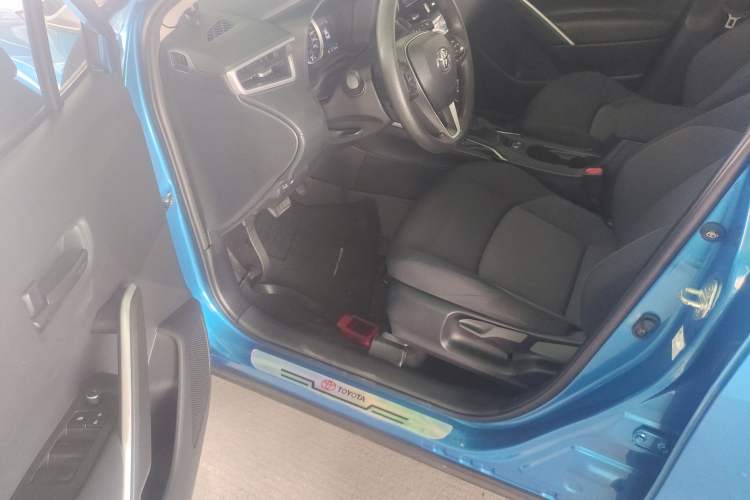 Used Toyota FRONTLANDER 2022 2.0L CVT Leading Edition