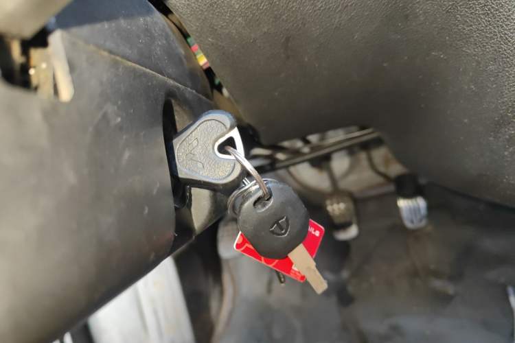 Used Wuling Zhiguang 2013 1.0L Practical Version