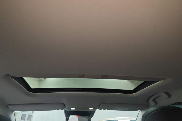 Used Nissan N6 2026 Model 180 Max Headliner