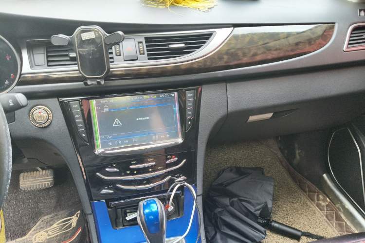 Used Zotye Z500 2016 1.5T CVT Luxury Model
