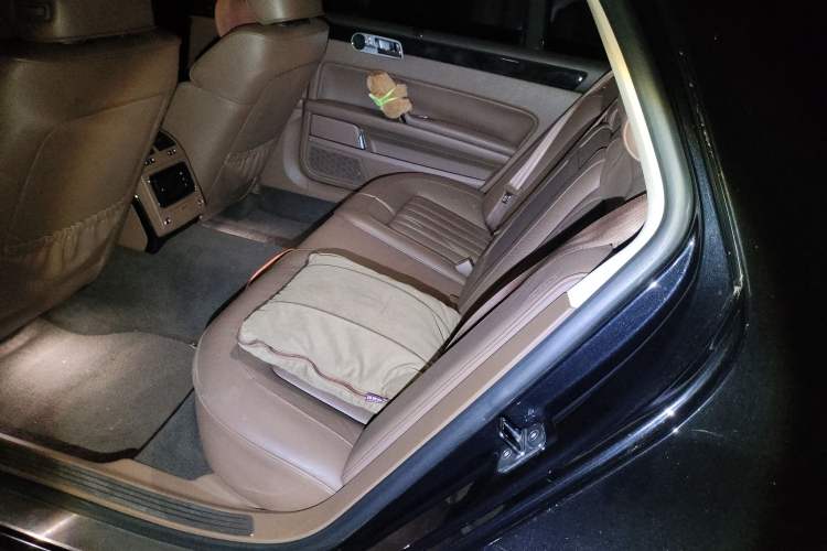 Used Volkswagen Phaeton 2014 3.0L Business Model
