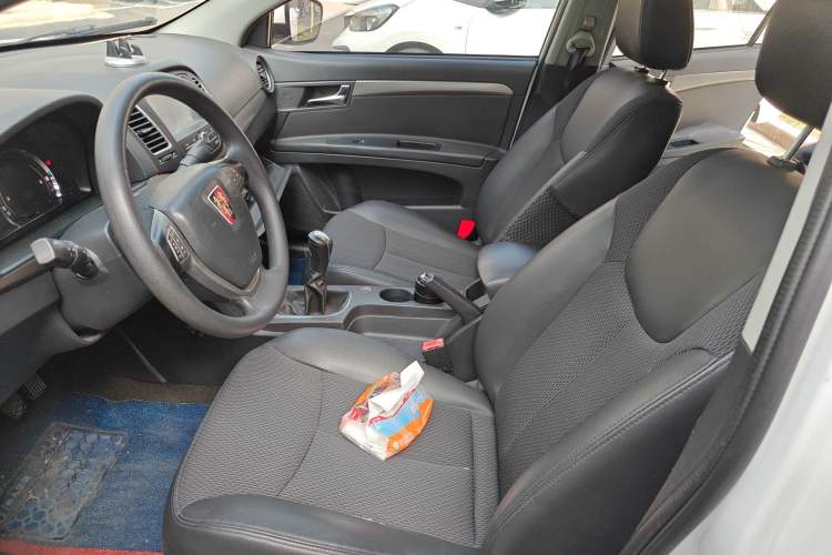 Used Roewe 350 2014 1.5L Manual Swift Edition
