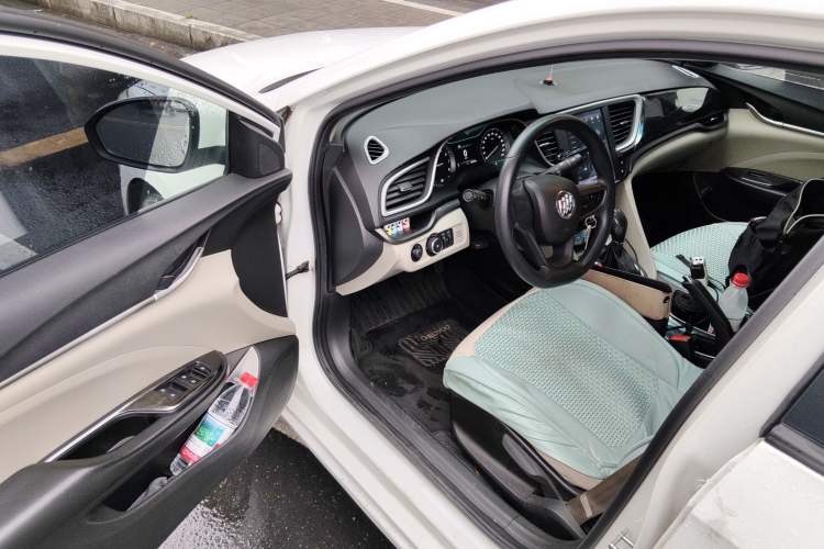 Used Buick GT 2015 15N Automatic Elite Version