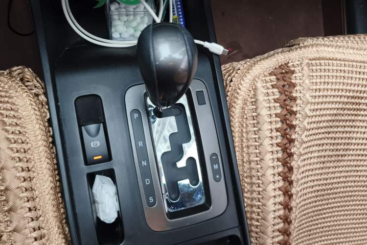 Used Bestune X80 2015 2.0L Automatic Comfort Anniversary Edition