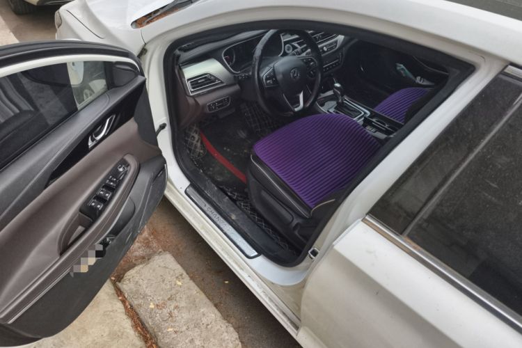 Used Changan Raeton CC 2018 1.5T Automatic Haoya Model China V Standard
