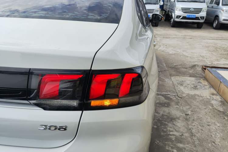 Used Peugeot 308 2019 1.6L Automatic Luxury Version China V Standard