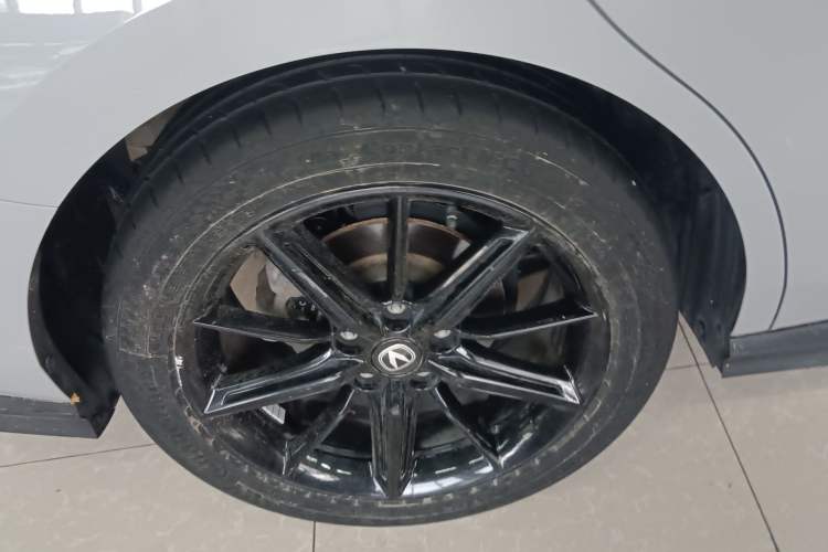 Used CHANGAN UNI-V 2022 1.5T Smart Navigation Version
