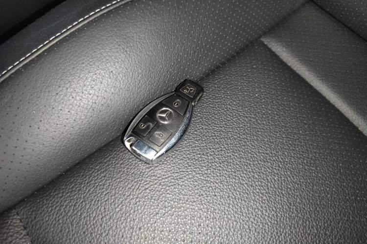 Used Mercedes-Benz V-Class 2020 V 260 L Long-wheelbase Luxury Edition Interior 1