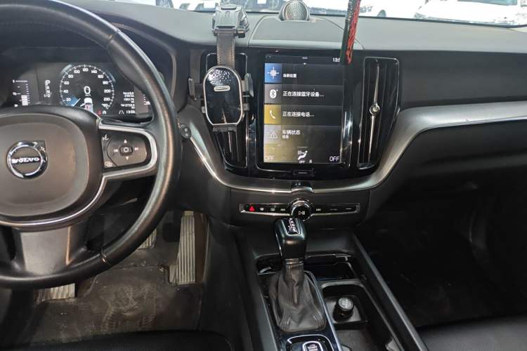 Used Volvo XC60 2018 T5 4x4 Zhiyi Edition