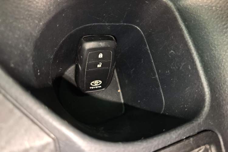 Used Toyota RAV4 2015 2.5L Automatic 4x4 Elite Edition