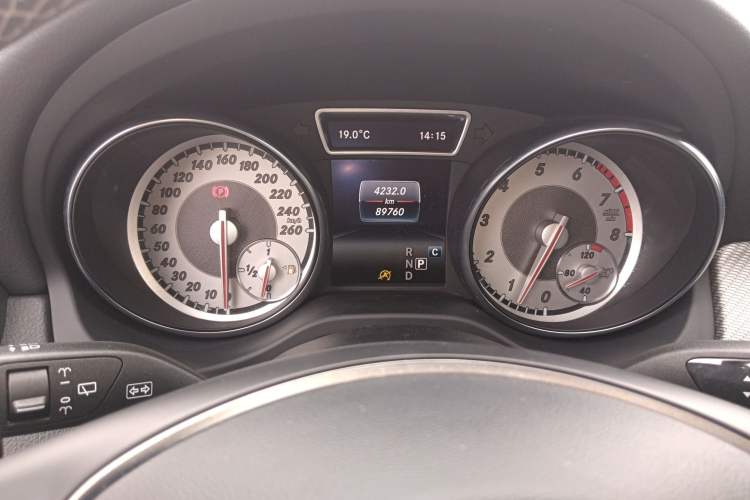 Used Mercedes-Benz GLA 2016 GLA 200 Fashion Model Instrument Cluster