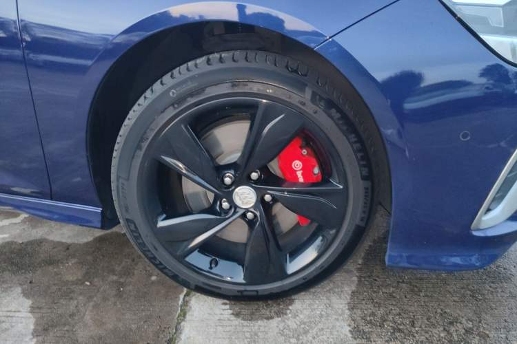 Used Buick Regal 2020 GS 28T Prestige Model