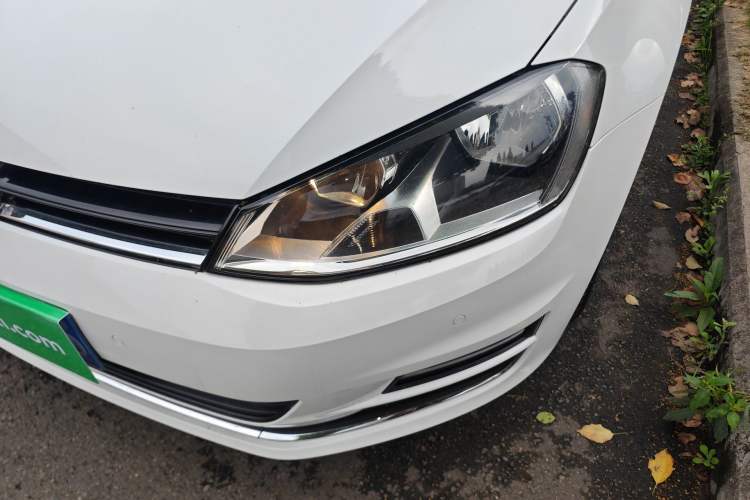 Used Volkswagen Golf 2017 230TSI Automatic Luxury Million-Vehicle Commemorative Edition
