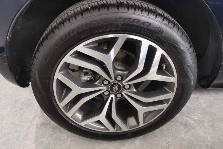 Used Land Rover Range Evoque 2020 249 PS R-DYNAMIC SE Sport Technology Edition Exterior 5