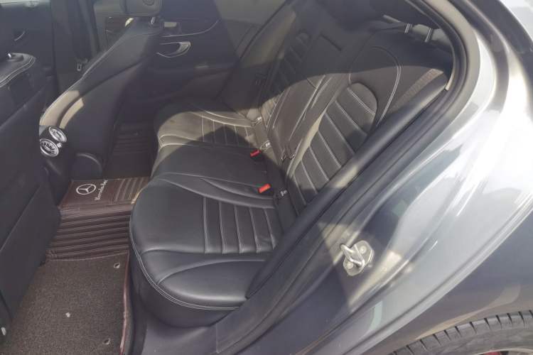 Used Mercedes-Benz C-Class 2017 Facelift C 200 L
