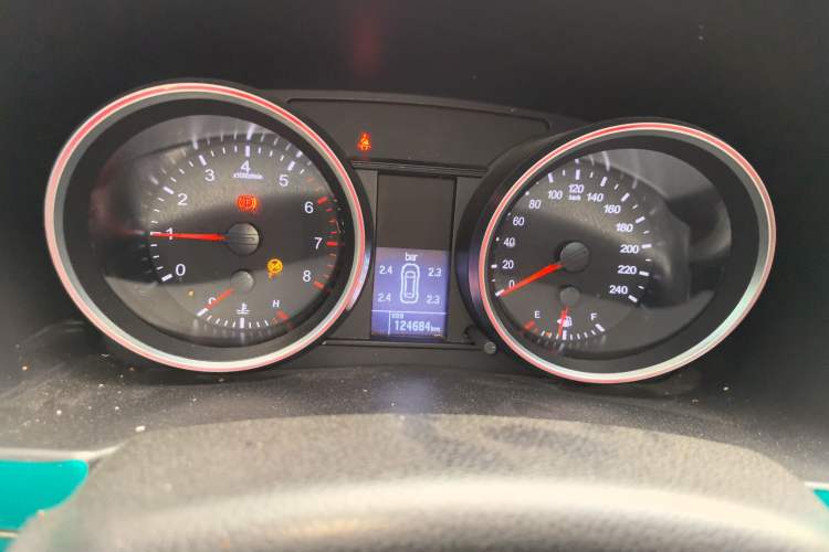 Used Haval H6 2017 Blue Label Sport Edition 1.5T Manual Two-Wheel Drive Elite Model Instrument Cluster