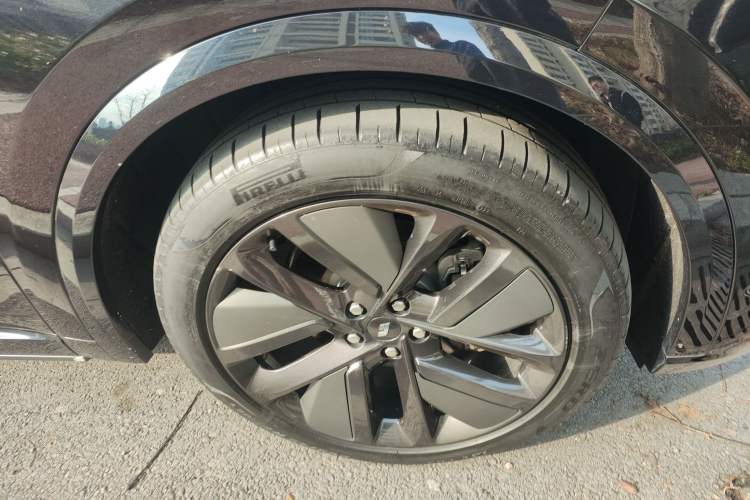 Used Li Auto L9 2023 Pro Model
