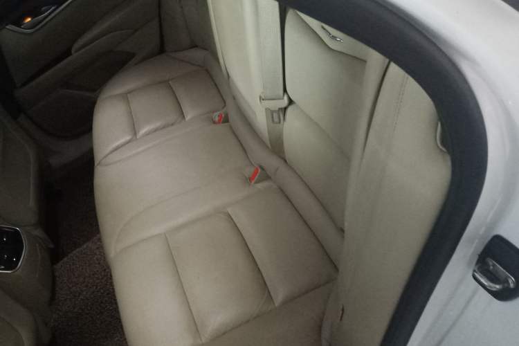 Used Cadillac XTS 2014 28T Comfort Version
