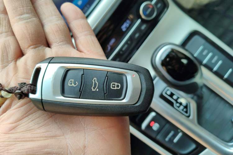 Used Geely Auto Emgrand GL 2017 1.3T DCT Luxury Model
