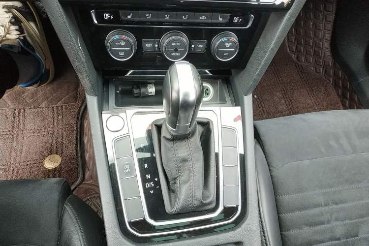 Used Volkswagen Magotan 2018 330TSI DSG Luxury Model