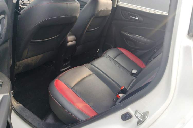 Used CHANGAN CS15 2016 1.5L Manual Fashion Edition
