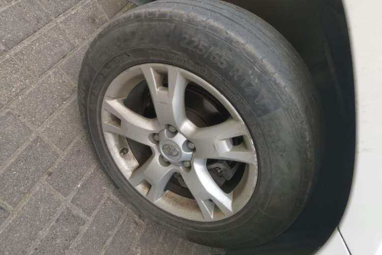 Used Toyota RAV4 2011 2.0L Automatic Luxury Edition
