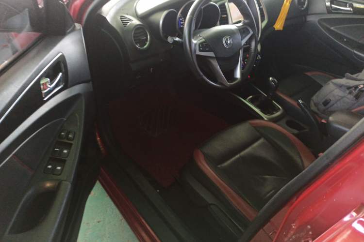 Used Changan Eado 2013 1.6L Manual Junkuo Model China IV Standard