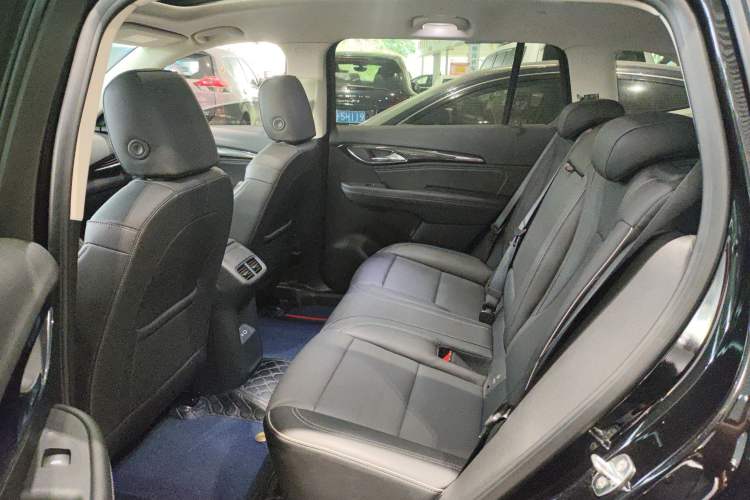 Used Buick Envision 2023 Encore Plus 652T Five-Seat All-Wheel-Drive Luxury Model Left Rear Seat