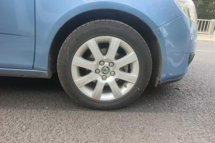 Used Skoda Fabia 2011 1.4L Manual Crystal Edition