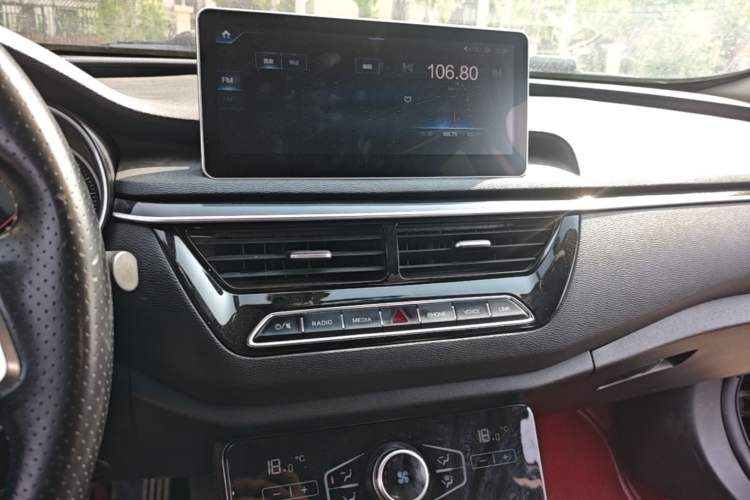 Used Hongqi H5 2019 30TD Dynamic Edition
