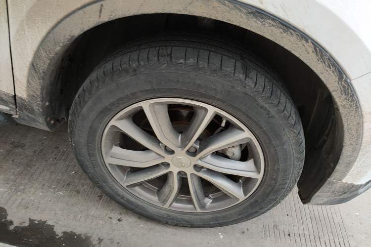 Used Geely Auto Emgrand X7 Sport 2018 1.8TD Automatic Two-Wheel Drive Smart Connect 4G Internet Edition
