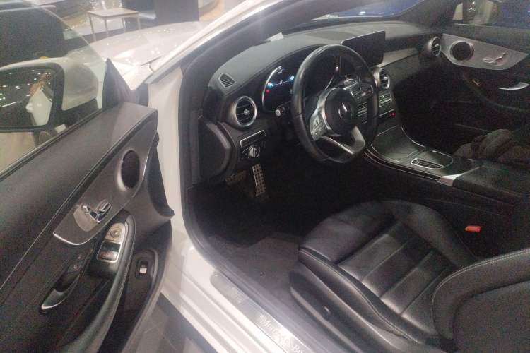 Used Mercedes-Benz C-Class 2020 C 260 Coupe Driver Seat