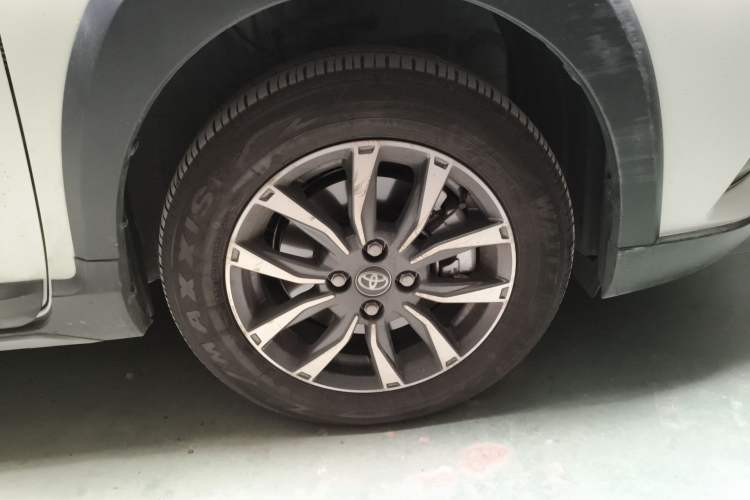 Used Toyota YARiS L Zhi Xuan 2022 X-Trail 1.5L CVT Luxury PLUS Edition Right Front Wheel Hub