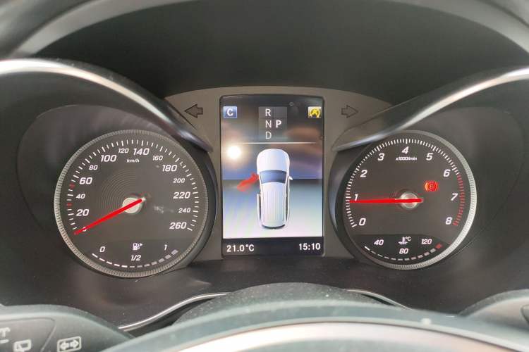 Used Mercedes-Benz GLC 2018 Facelifted GLC 260 4MATIC Dynamic Edition