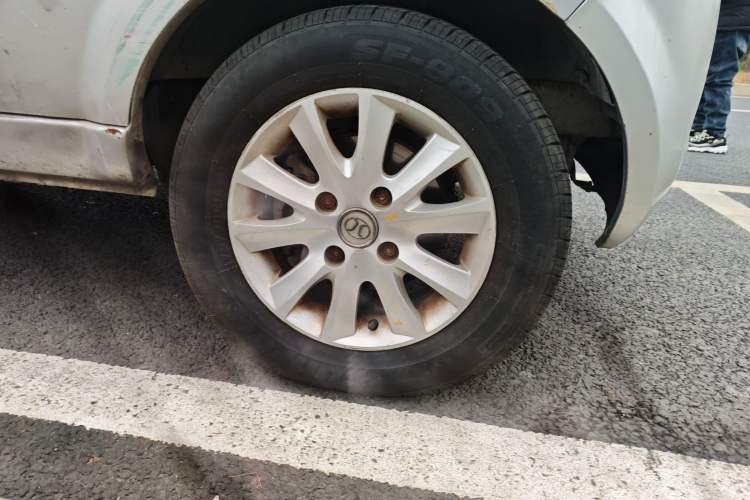 Used BAIC Weiwang 306 2013 1.2L Value Edition Basic 7-Seater A12 China IV Standard
