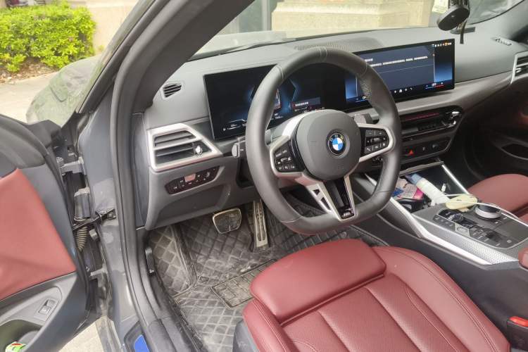 Used BMW 4 Series 2024 430i M Sport Night Edition Interior 3