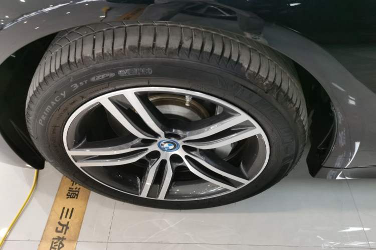 Used BMW 5 Series New Energy 2022 Updated Version 535Le Luxury Package Exterior 4