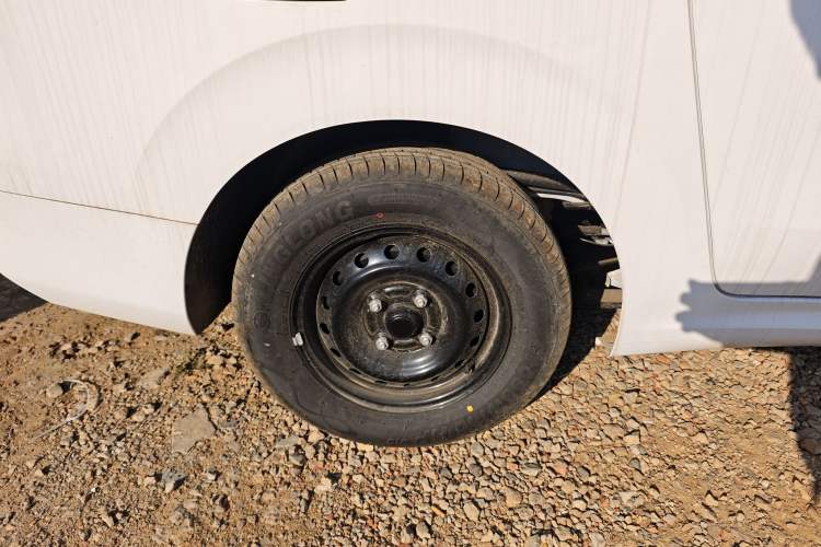 Used Wuling Hongguang New Energy 2025 Extended-Range Hybrid 50 km Standard Version
