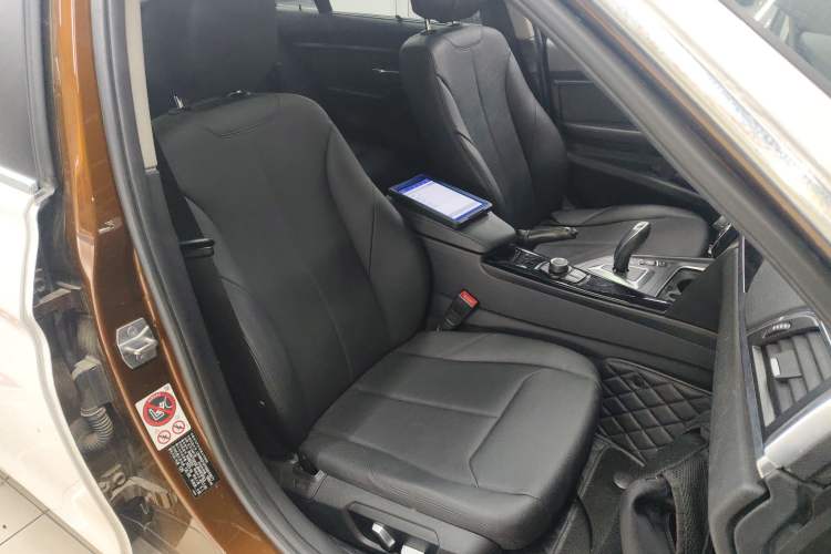 Used BMW 3 Series 2017 320Li Fashion Model
