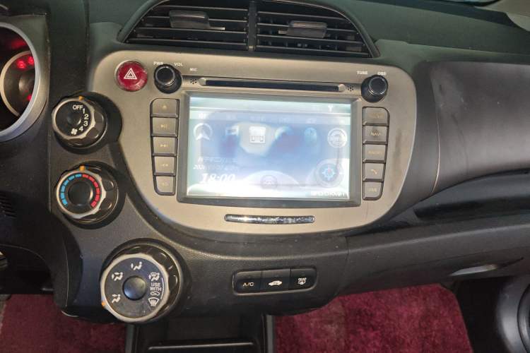 Used Honda Fit 2011 1.3L manual Comfort version