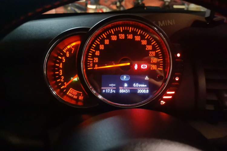 Used MINI 2014 1.2T ONE