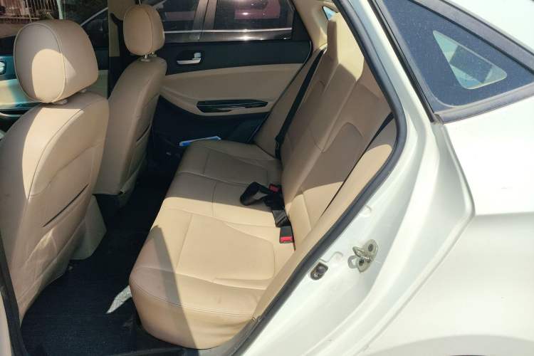 Used JAC Group J6 A30 2013 1.5L Manual Luxury Model China IV Standard
