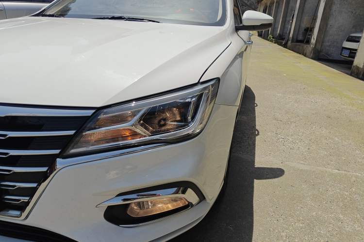 Used Roewe i5 2020 1.5L Manual 4G Connect Luxury Edition Left Front Headlight