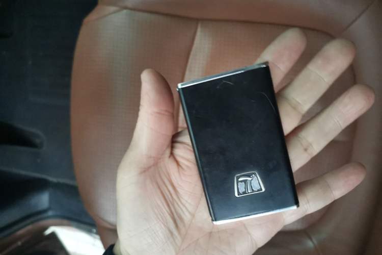 Used Luxgen Great 7 SUV 2011 2.2T Four-Wheel Drive ZhiZun Version