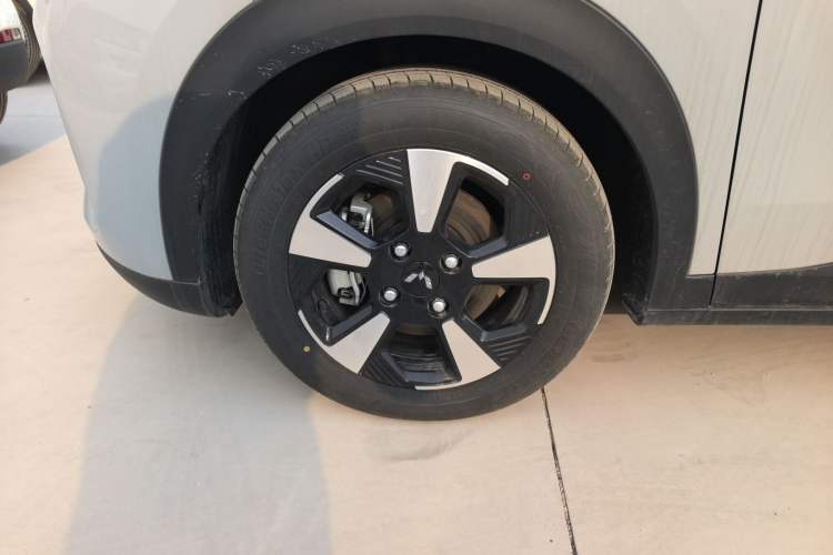 Used Wuling Bingo PLUS 2024 401 km Range 5-Seater Version