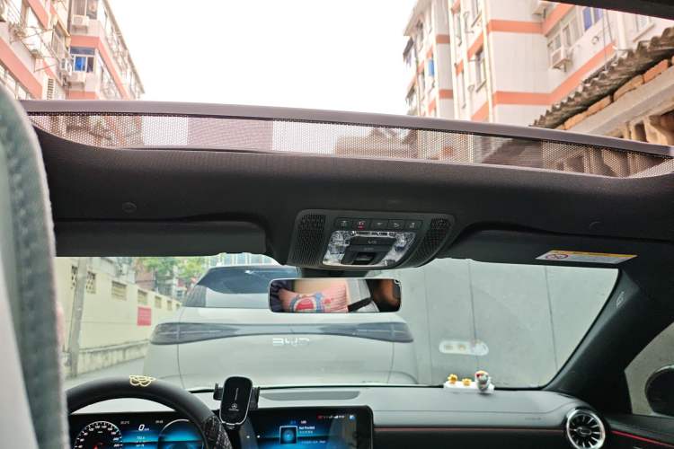 Used Mercedes-Benz CLA 2022 Year Restyled CLA 260 4MATIC Headliner