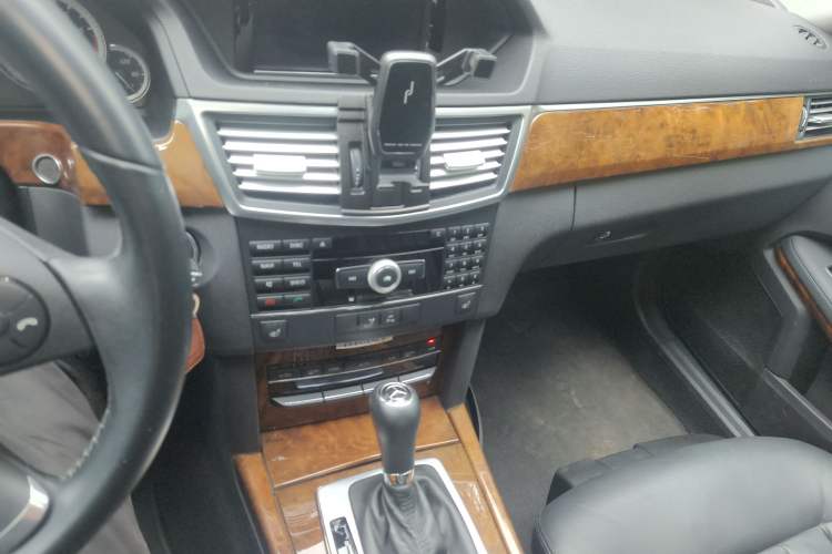 Used Mercedes-Benz E-Class 2010 E 200 CGI Elegant Model