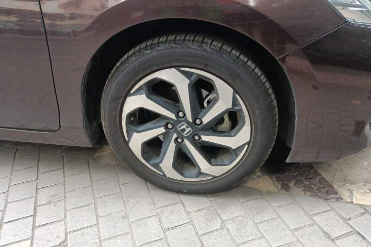 Used Honda Accord 2016 2.4L Luxury Edition
