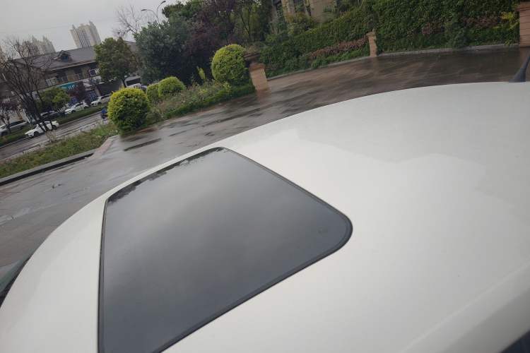 Used Skoda Rapid 2013 1.6L Automatic Smart Selection Model
